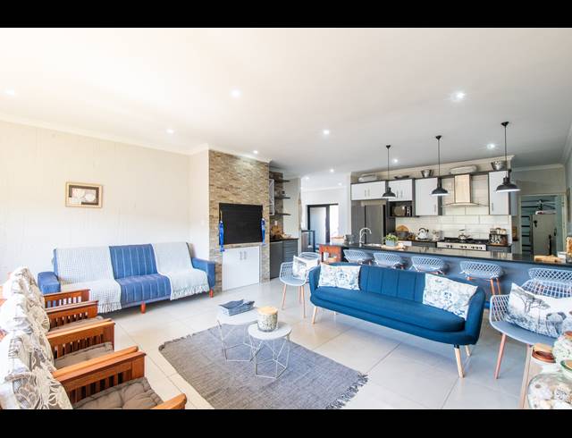 3 BEDROOM DUET FOR SALE IN DANA BAY